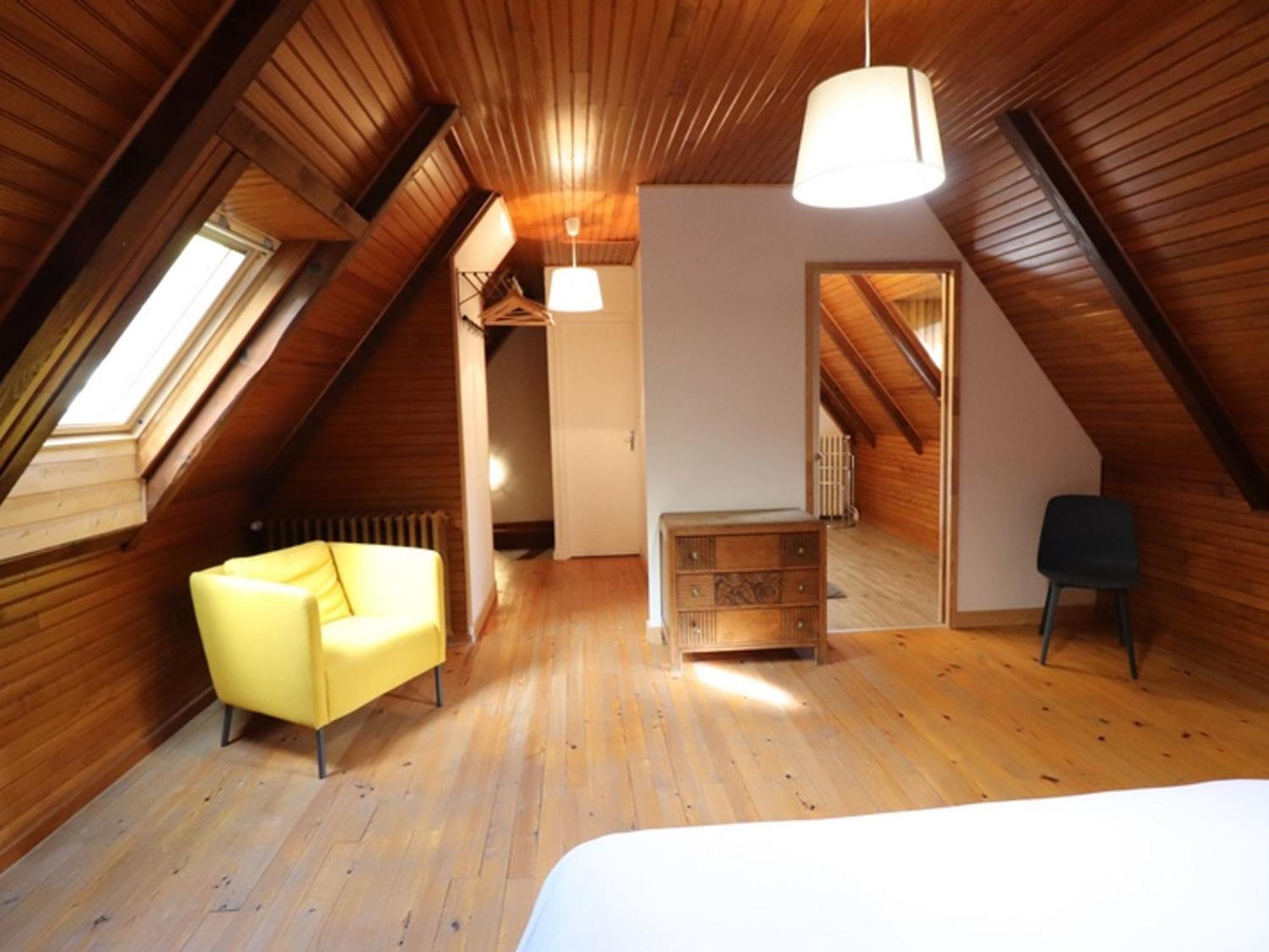 Charmant Gite Au Coeur Des Volcans D'auvergne, A 4 Km Du Super-lioran, Avec Jardin, Cheminee Et Wi-fi - Fr-1-742-31